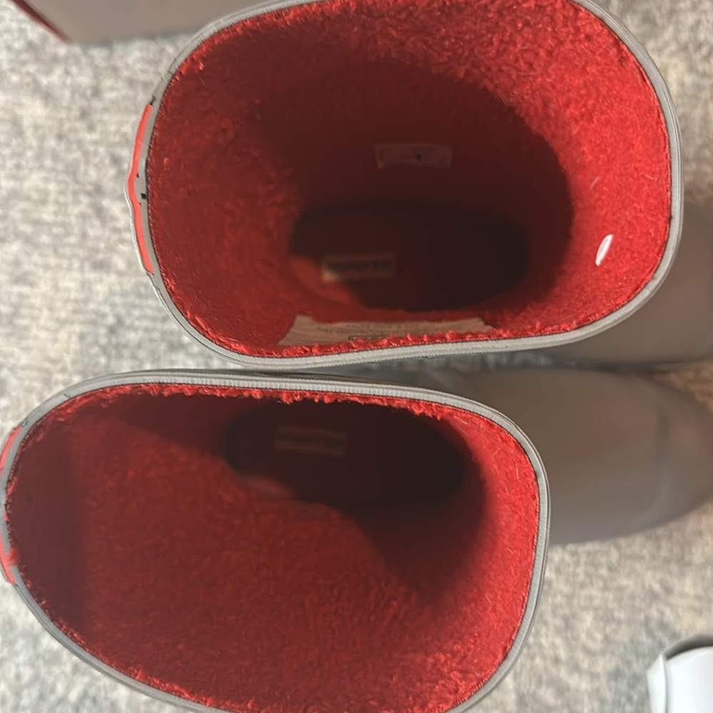 New in box Hunter boots Size 9 - Picture 5 of 7